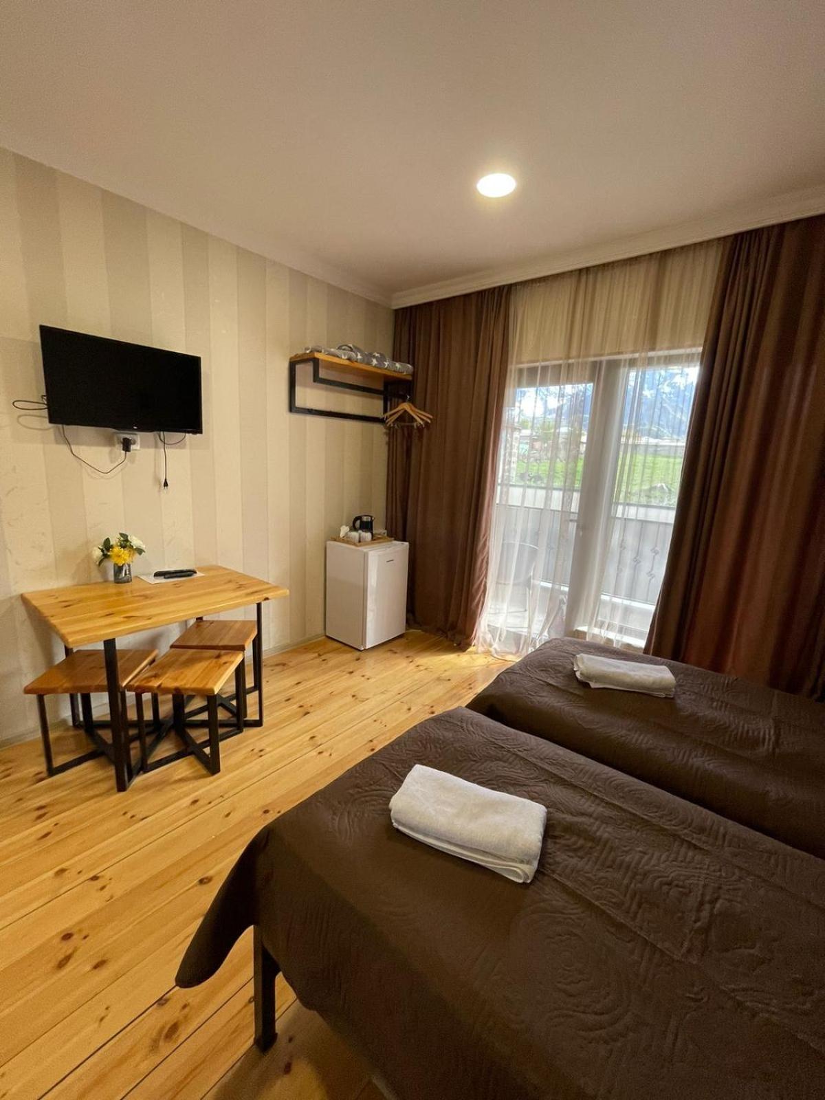 Bibo'S Kokhi Guesthouse คัซเบกี ภายนอก รูปภาพ